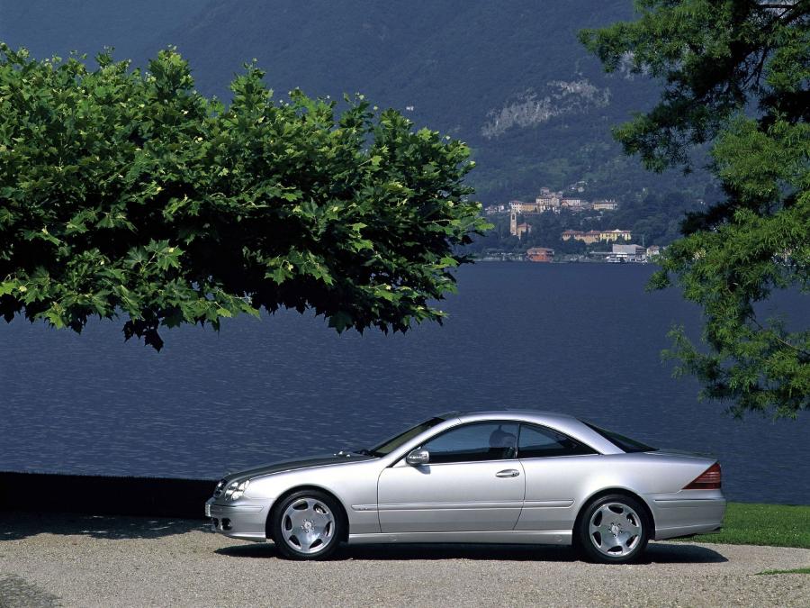  Mercedes-Benz CL600 2002 года  (фото 2 из 19)